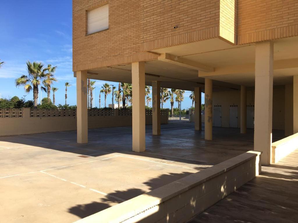 A 100 Metros De La Playa Con Grande Terraza Y Vistas Al Mar * Daimús