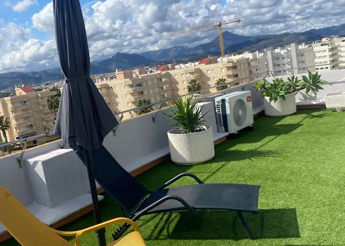 Apartamento A 100 Metros De La Playa Con Grande Terraza Y Vistas Al Mar
